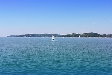 ヨットと海